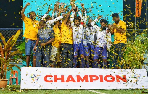 Minivan Faru inter office futsal: Anhen champion kan Council ah, firihen champion kan CMF ah