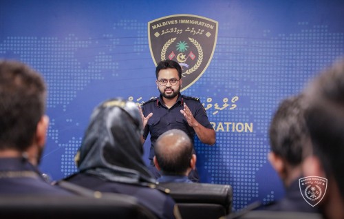 Immigration ge senior muvazzafunaa zaathee kameh nei, zinmaa adhaa nukureveynama fiyavalhu alhaanan: Hanafee