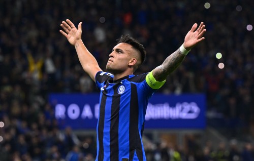 Inter Milan, 13 aharahfahu Champions league final ah
