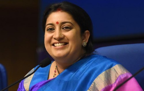 India ge Union Minister Smriti Irani Covid ah positive vehjje