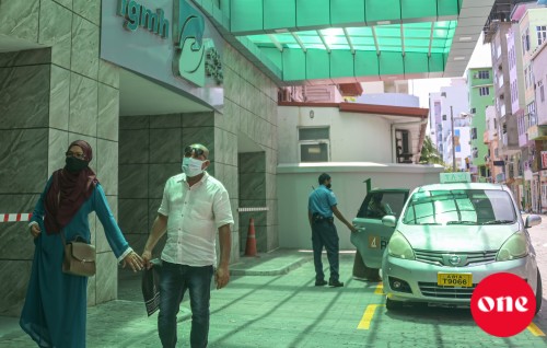 Taxi line ah drivarun hoadhuma Walk-In interview eh baaivanee