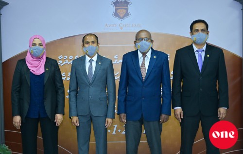 #OnePhoto : Avid College ah rector eh ayyan kurun