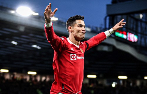 Reyge hattrick ah samaalukan, Enme gina goal jehumuge record Ronaldo ah mugurailevuneetha?