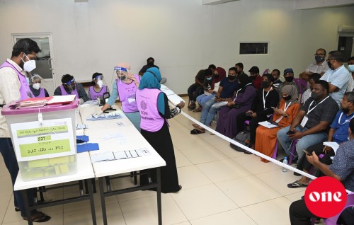 Vote laa dhuvahu haihaahehhaa muvahzzafun masahkkaiy kuraane: EC