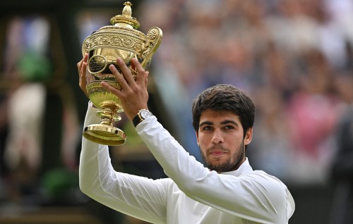 Djokovic balikoh, Alcaraz Wimbledon thashi dhifaau koffi