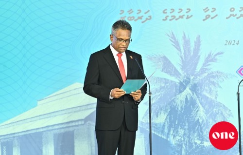 Azim, Mayor kamuge huvaa kurahvaifi