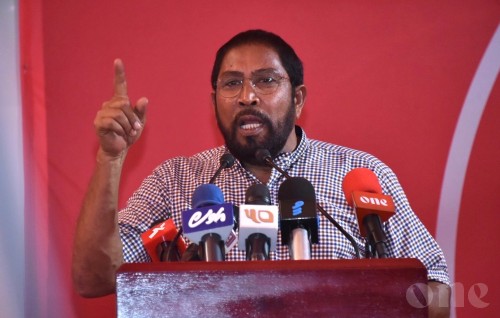 Barulamaaneege dhanthooraigai jehen heyo nuvaane, eii gaumah heyo edhey baeh noon: Qasim