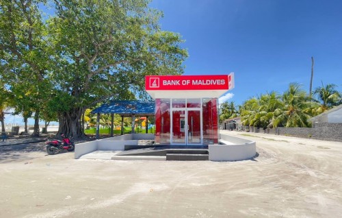 BML opens self-service banking ATM in G.Dh. Vaadhoo