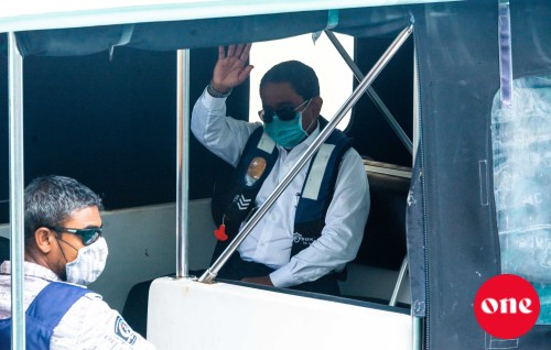 Raees Yameen ah vakeelunaa bahdhalu kuran furusathu dhee, anna mahuge hayakah shareeathuge adu ehumeh thaaval koffi