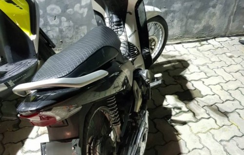 Man steals motorcycles, uses it to mug phone worth 15,000