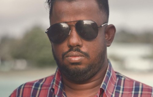 Ihavandhoo in gelligen hoadhamun dhiya meehaa valu therey gai huttai fenijje