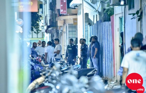 Male ge cafe ehgge therey maaraamaaree eh hingi massala balanee