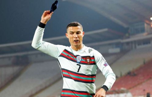 Captain band bimah jahai Ronaldo rathah!