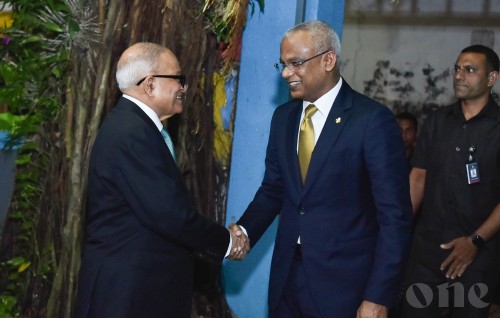 Raees Solih aa Maumoonge badhaluvumun coalition aa medhu gotheh nunimunu, ithurah mashvaraakuranee