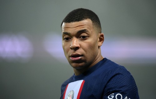 Mbappe ge bahuge hamalaathah PSG ge verinnah!