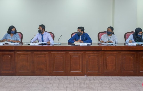 Flat Committee members and staff to quarantine for 14 days, lists could be late