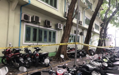 Huravee Building to be demolished, to build parking space and park