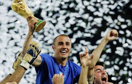 Sports Awards gai Italy aaeku World Cup kaamiyaabu kuri captain Cannavaro baiverivaane