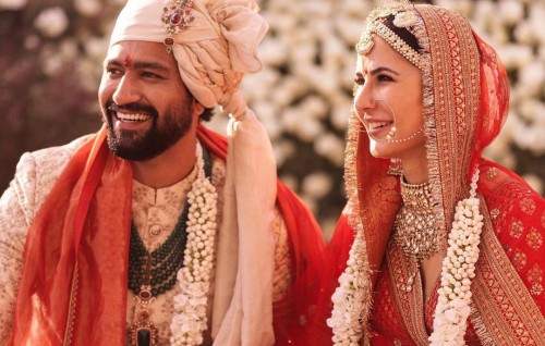 Katrina aai Vicky Kaiveni kohfi