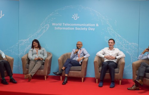 Telecommunication dhuvahaa gulhuvaigen Dhiraagun dharivarunah panel discussion eh baavaifi