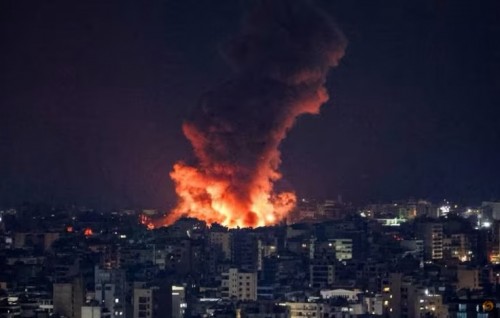 Heavy strikes hit Beirut's suburbs amid escalating conflict
