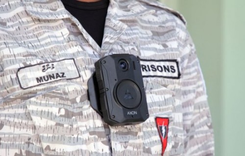 Jalu officers rasmeekoh body worn camera beynun kuran fashaifi