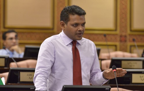 150,000 dollar dhakkan Nasheed ge mahchah kuri hukum baathil kohfi