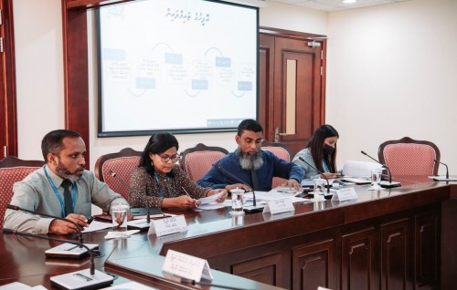 Aharu dhuvastherey 450 massala balanjehey, ithuru 10 Million beynun: Chief ombudsperson