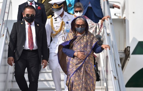 Bangladesh ge boduvazeeru Sheikh Haseena Raajje vadaigenfi