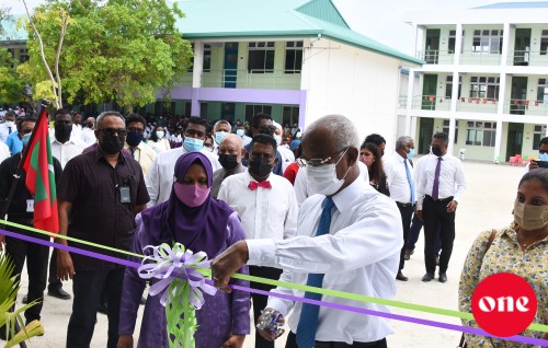 Naifaru madharusathul Ifthithaahuge aa imaaraaiy Raees hulhuvvaidhehvaifi