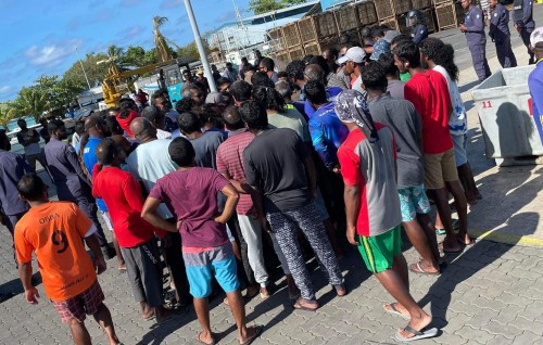 Mifco mas factory ge 3 muvazafei fileria ah Positive, beysfaruvaa ahfahu haalu rangalhu!