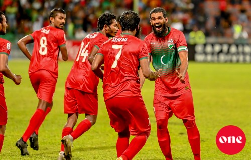 Captain Akram edhunee dhiveheenge heyo dhua ah : ''Dhua ge natheejaa fennaane''