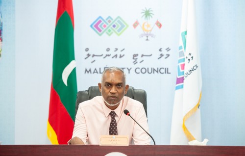 Uthuru faraathu falhuthereyn nagaanee bidheyseenge gedhorah hadhaigen ulhey dhoanithah ekani: Mayor
