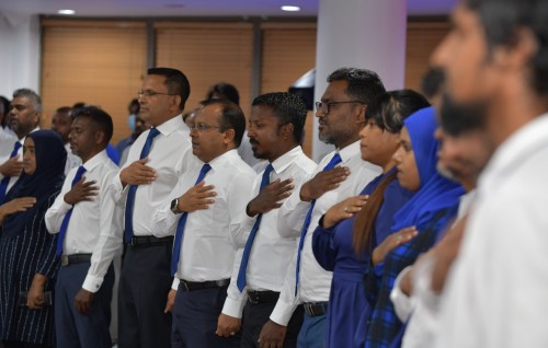 Komandoo dhaairaage gondiah Hussain Waheed ge badalhugai meehaku nudhekkeyne: Naazim