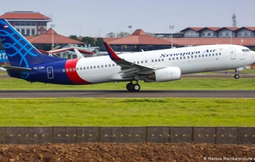 Vettunu Flight midhiya mahu vanee inspect kohffai, ehvves mahssalaeh faahagavefaeh nei