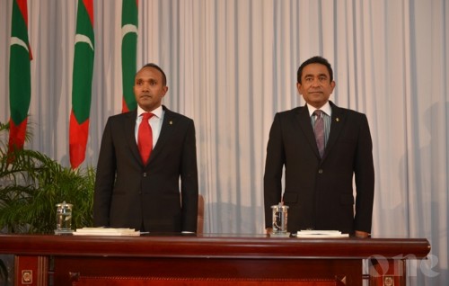 Dr. Jameel joins President Yameen and the opposition leaders for Tharaweeh