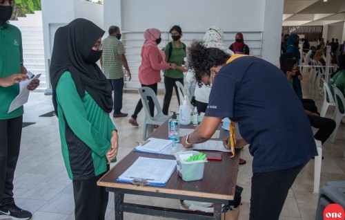 School kudhinnah covid ge dhevana dose jahan fashaifi, furathama dose jahan nufashaa 5 school eh