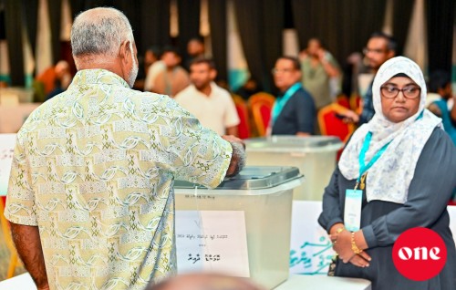 Aa usooluge furathama by-Election, 11 dhaairaaehggai 20 foshi, madhuevs vedhaane: Elections