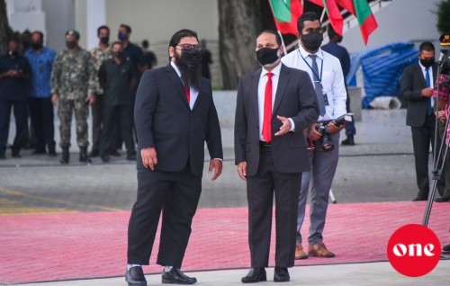 Beyrun aiss alhuvethi kurumahvvure ijuthimaaee mahssalathakun minivankan gehllumuge biru bodu: Imraan