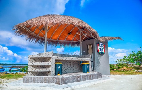 BML ge eheetherikamaaeku Holhudhoo gai maskan'daa thaneh