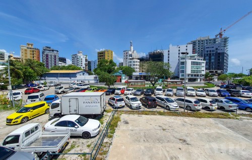 1000 parking slot vikkun madu jassaalan LGA in Council ah angaifi