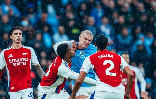 Raiy card akaa eku kulhemun dhiya Arsenal athun City ah point eh hoadhunee fahu sikunthu