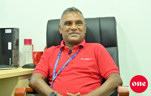 Dhandumathin ufanvi Kiyavaa Saleem, Air Maldives in feshi dhathurugai adhives gadhakoh!
