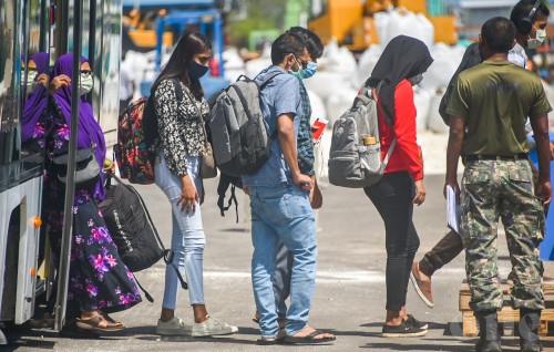 Quarantine fee thah boduve, dharivarun haas kamehgge thereyah