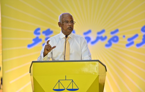 Iguthisoadhee haalathu rangalhu kureveynee MDP ge sarukaaruge siyaasathuthah thanfeezu kohgen:  Solih