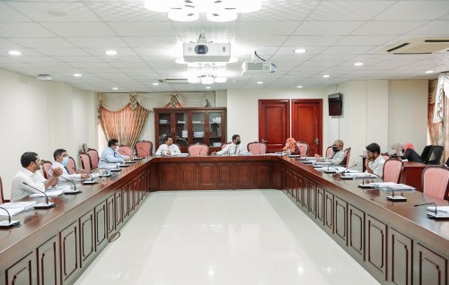 Dhemeehun maruvi haadhisaagai ihumaaluvi muvazzifunnah avahah fiyavalhu alhan MPL ah engumah Commiteen faaskoffi