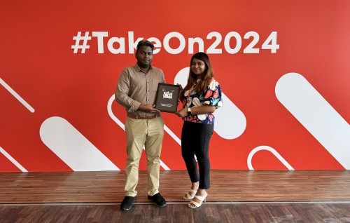 Mi aharuge gaumee build expo ge digital partner akah Dhiraagu