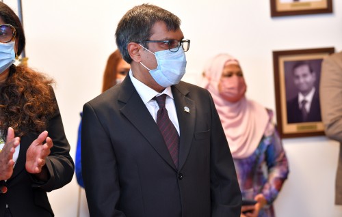 Fathuhulla Jameel dhevvi tie alhuhvaigen uhthama fandiyaaru!