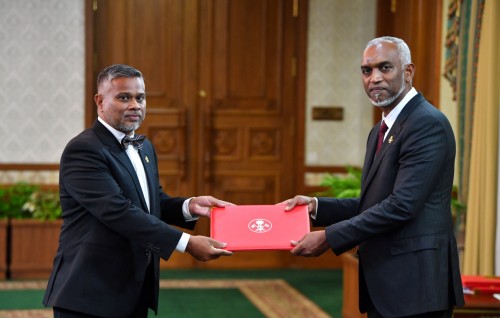 PG ge magaamah ayyan kuran fonuvi Abbas ge nan Committee ah fonuvaifi