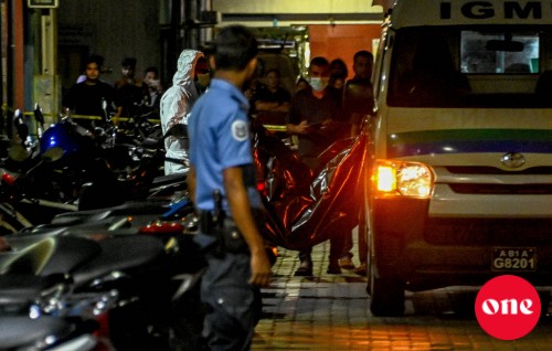 Anhen meehaage athaai faives burikollaafai!